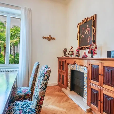 Guest house By @ Locarno Muralto